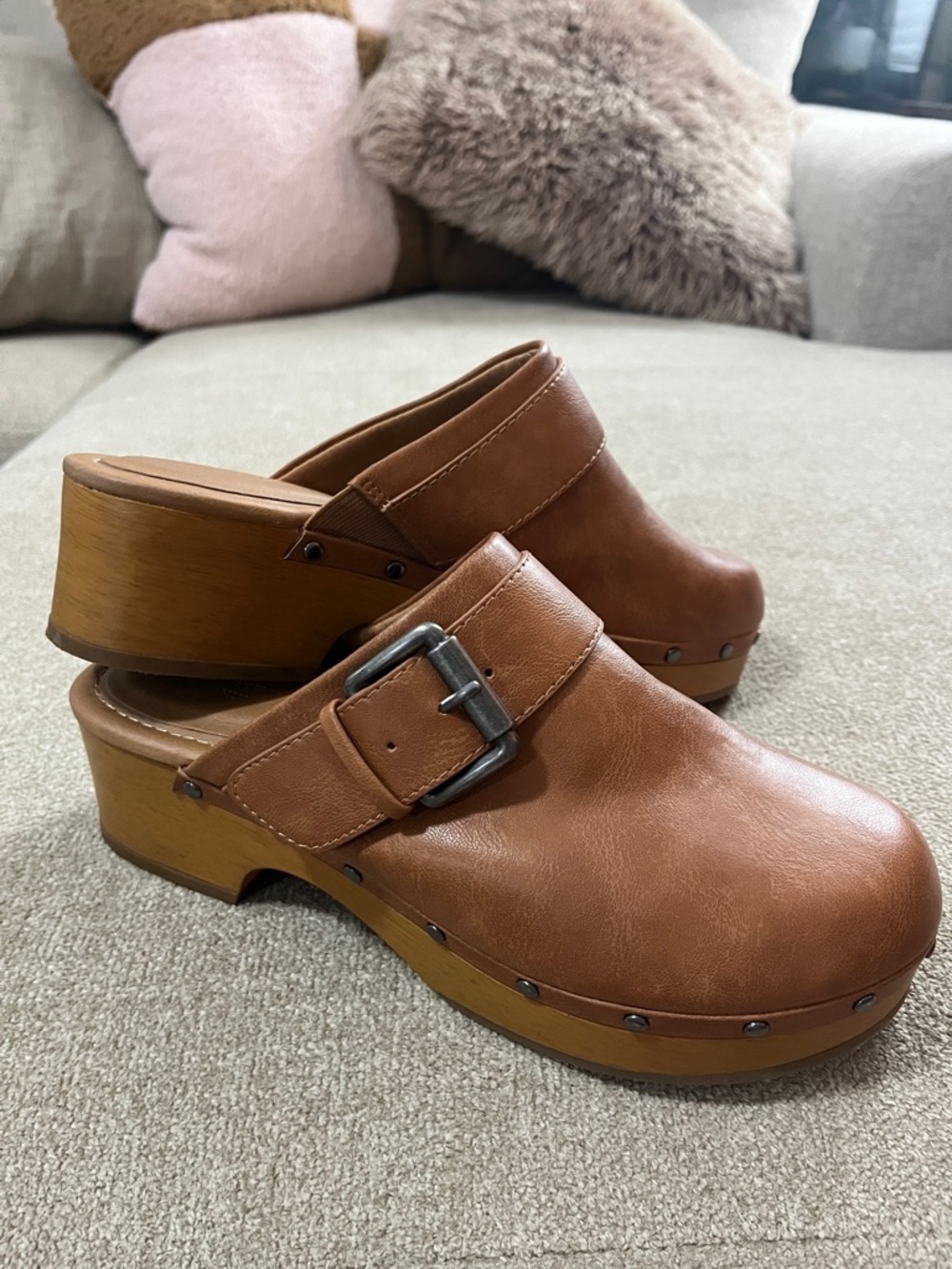 Universal Thread Brown Leather Buckle Clog Mules - Picture 3 of 11